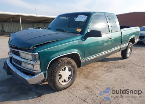 1997 Chevrolet C1500 Fleetside из США, поврежденный, VIN 1GCEC19RXVE108429